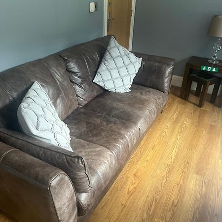 The Kings Suite Oak Drive, Colwyn Bay Ll29 7Yp First Floor Eksteriør bilde