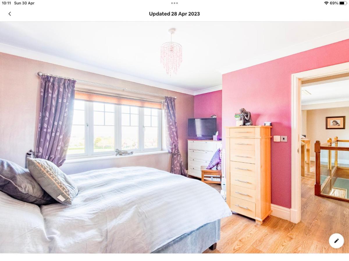 The Kings Suite Oak Drive, Colwyn Bay Ll29 7Yp First Floor Eksteriør bilde
